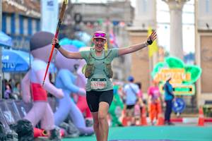 BIB: 5120
                            <button type="button" onclick="openModal(24883255)" class="btn btn-primary btn-sm float-right btn-popup" data-toggle="modal" data-target=".modal-high-quality">
                        <i class="fas fa-shopping-cart"></i> Add to Cart
                    </button>
                                            <button type="button" onclick="isThisMe(24883255, true)" class="btn btn-success btn-sm float-right btn-popup btn-isme hidden" data-toggle="tooltip" data-placement="bottom" title="นี่คือรูปของคุณใช่ไหม คลิกที่นี่เพื่อเอาเข้าอัลบั้ม">
                        <i class="fas fa-plus"></i> Add to album
                    </button>
                    <button type="button" onclick="isThisMe(24883255, false)" class="btn btn-warning btn-sm float-right btn-popup btn-isnotme hidden">
                        <i class="fas fa-ban"></i> Remove from album
                    </button>